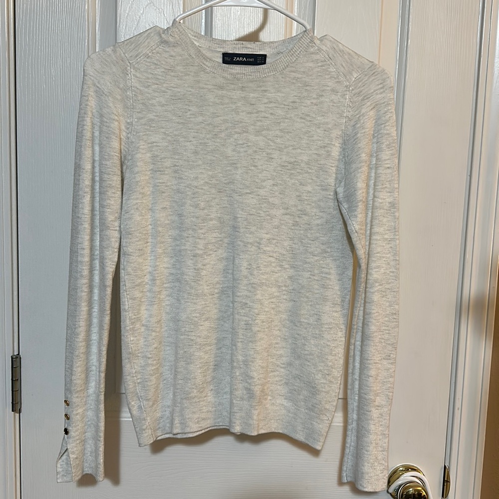 Size Small Zara Knit Sweater